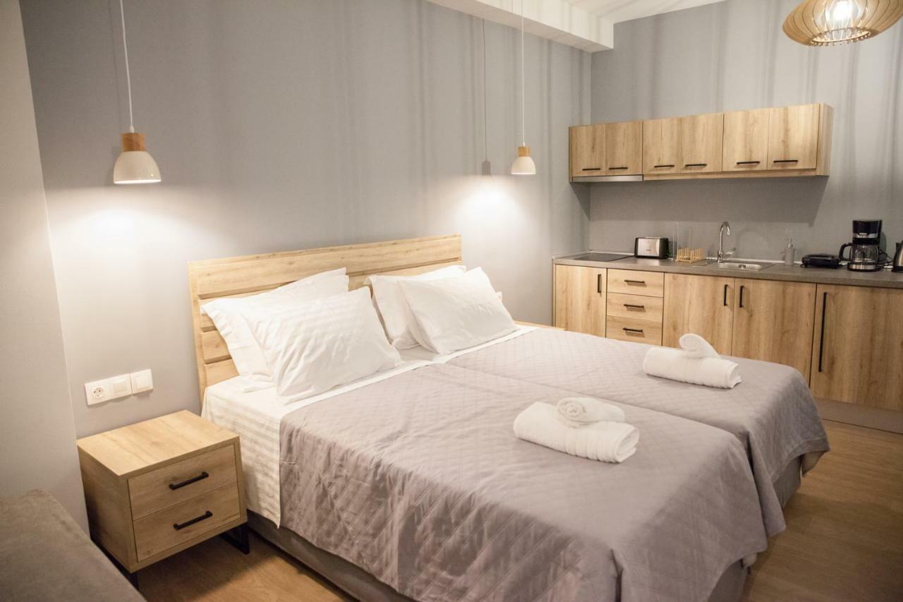 2The Point Athens Suites & Appartments In Plaka エクステリア 写真