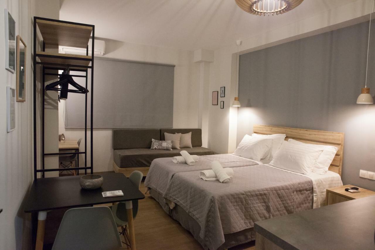 2The Point Athens Suites & Appartments In Plaka エクステリア 写真